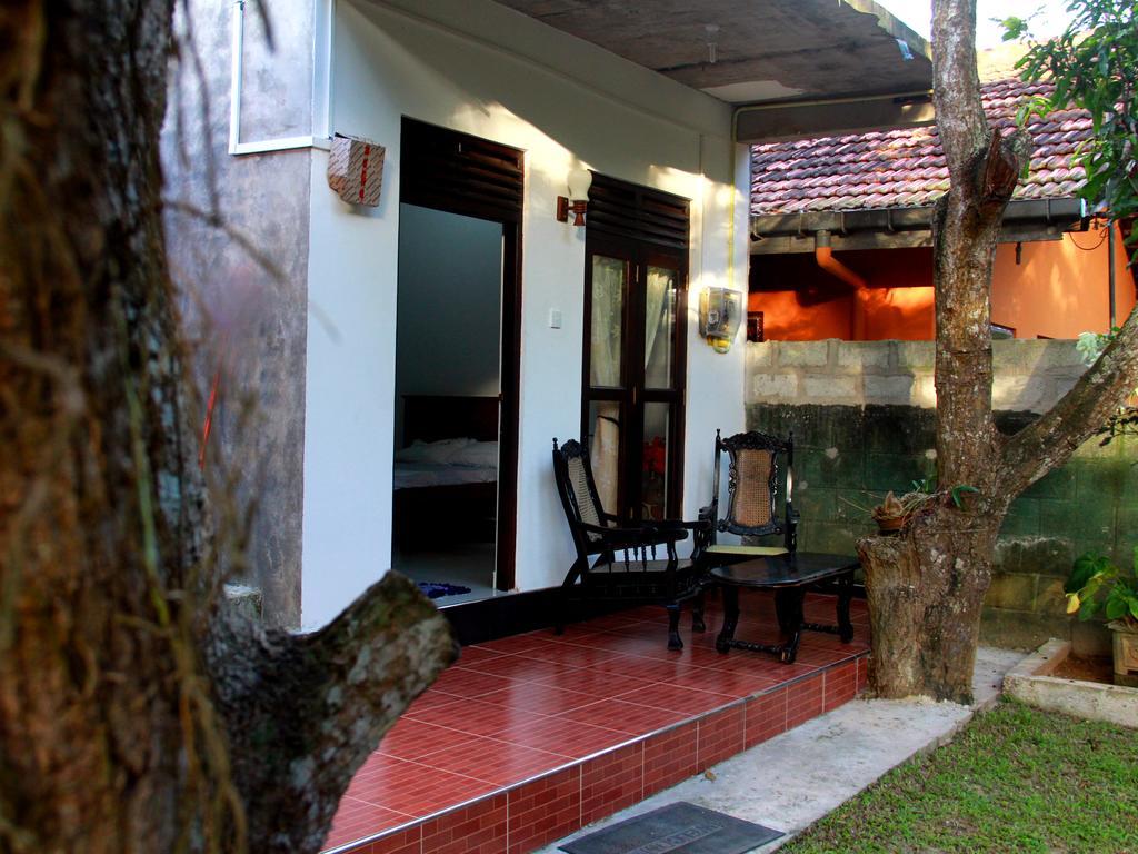 Lotus Villa Mirissa Dış mekan fotoğraf