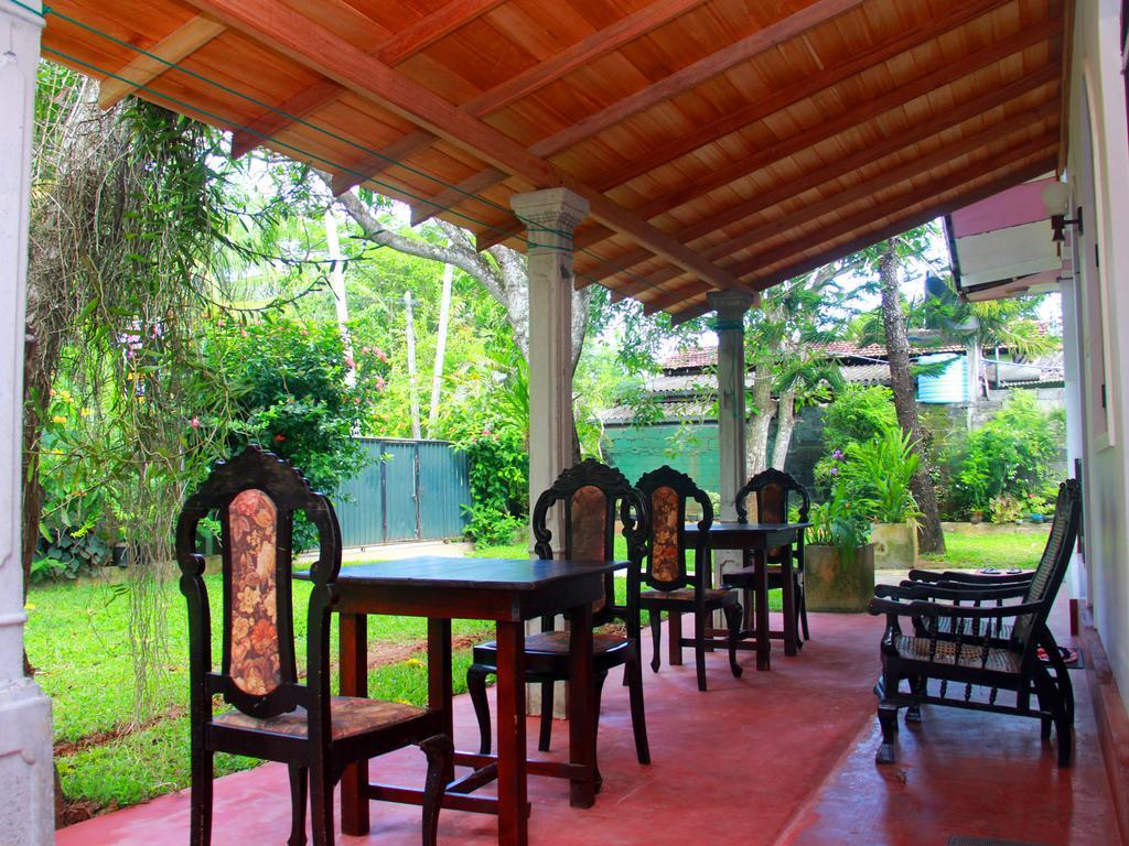 Lotus Villa Mirissa Dış mekan fotoğraf