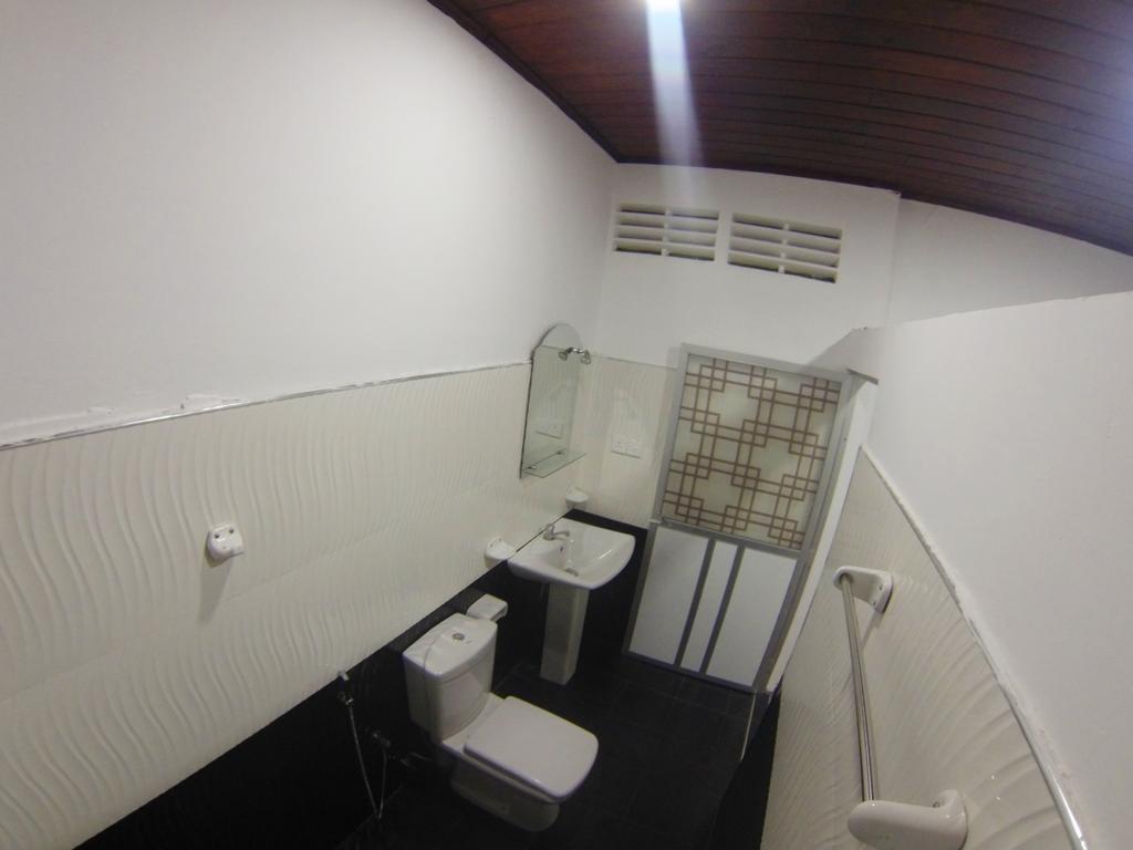 Lotus Villa Mirissa Dış mekan fotoğraf