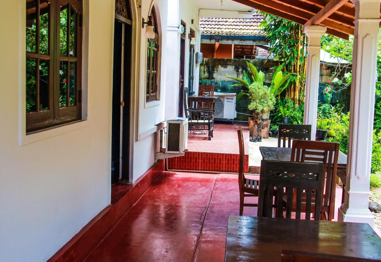 Lotus Villa Mirissa Dış mekan fotoğraf